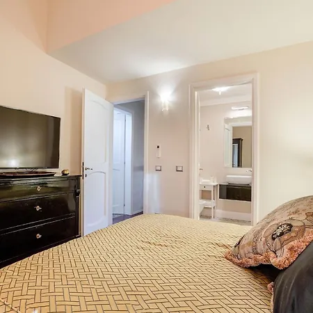Luxury 3 Bedrooms Penthouse With Elevator * Florence