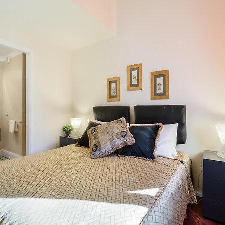 Luxury 3 Bedrooms Penthouse With Elevator