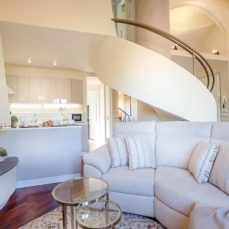 Luxury 3 Bedrooms Penthouse With Elevator Appartement Florence