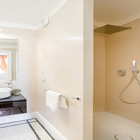 Luxury 3 Bedrooms Penthouse With Elevator Appartement Florence