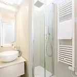 Luxury 3 Bedrooms Penthouse With Elevator דירה *