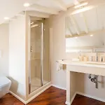 Luxury 3 Bedrooms Penthouse With Elevator *